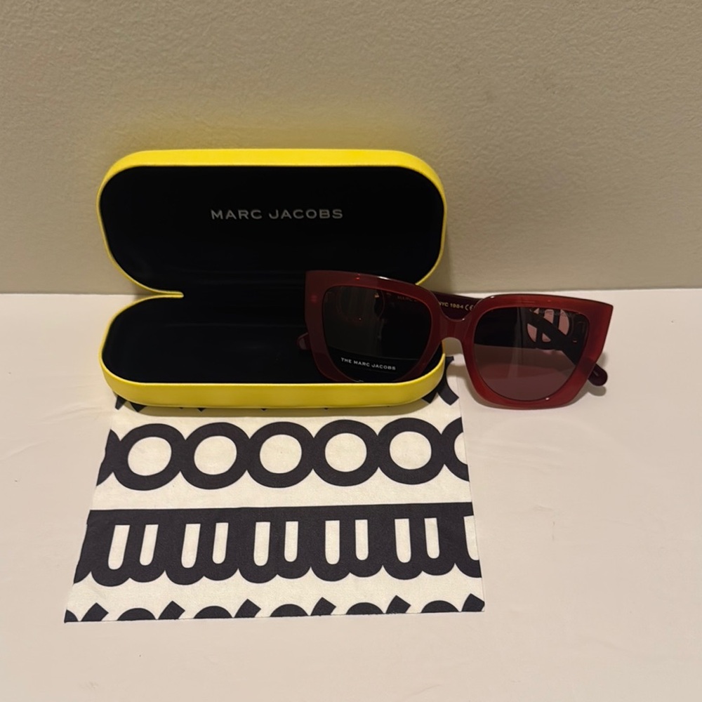 Brand New Marc Jacobs Red Sunglasses with Bold Design